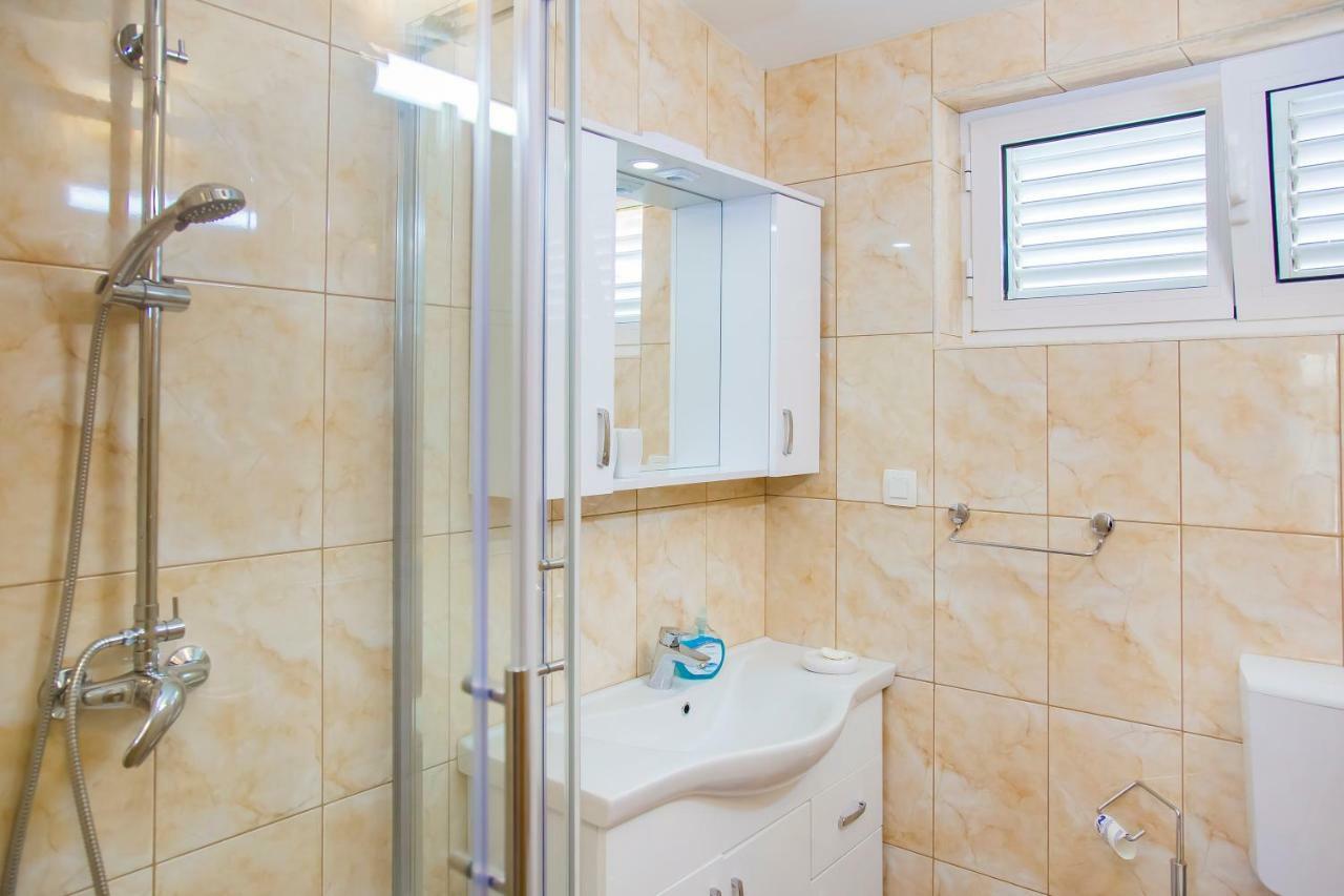 Vila Lukrecija Drače Szoba fotó